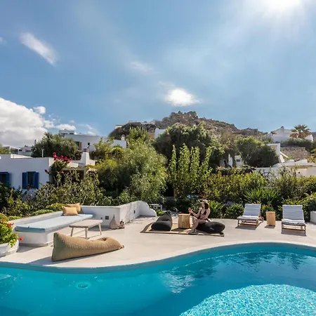 Paradise In Naxos Pláka