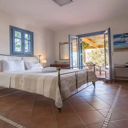 Paradise In Naxos فندق