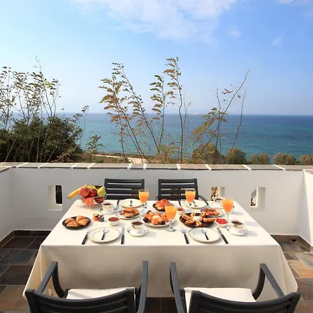 Paradise In Naxos Pláka