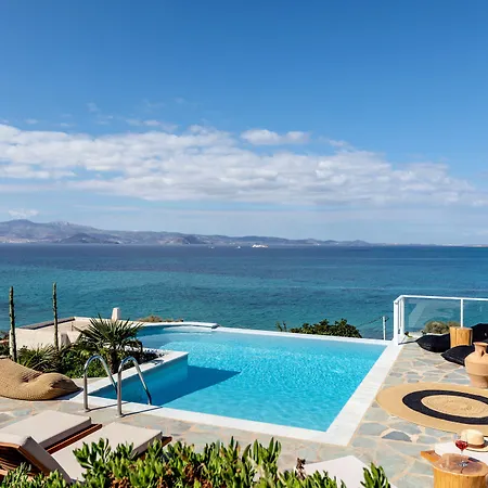 Paradise In Naxos Hotell 3*