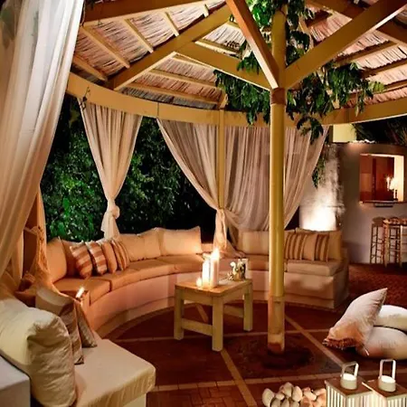 Paradise In Naxos فندق 3*