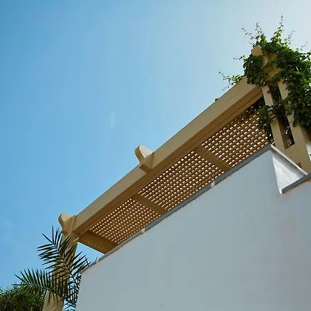 فندق Paradise In Naxos 3*