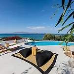 Paradise In Naxos Hotell 3*