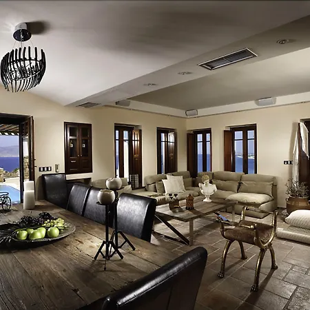 纳克索斯天堂别墅 3* Pláka