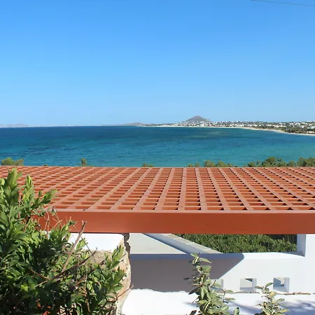 Paradise In Naxos 3*
